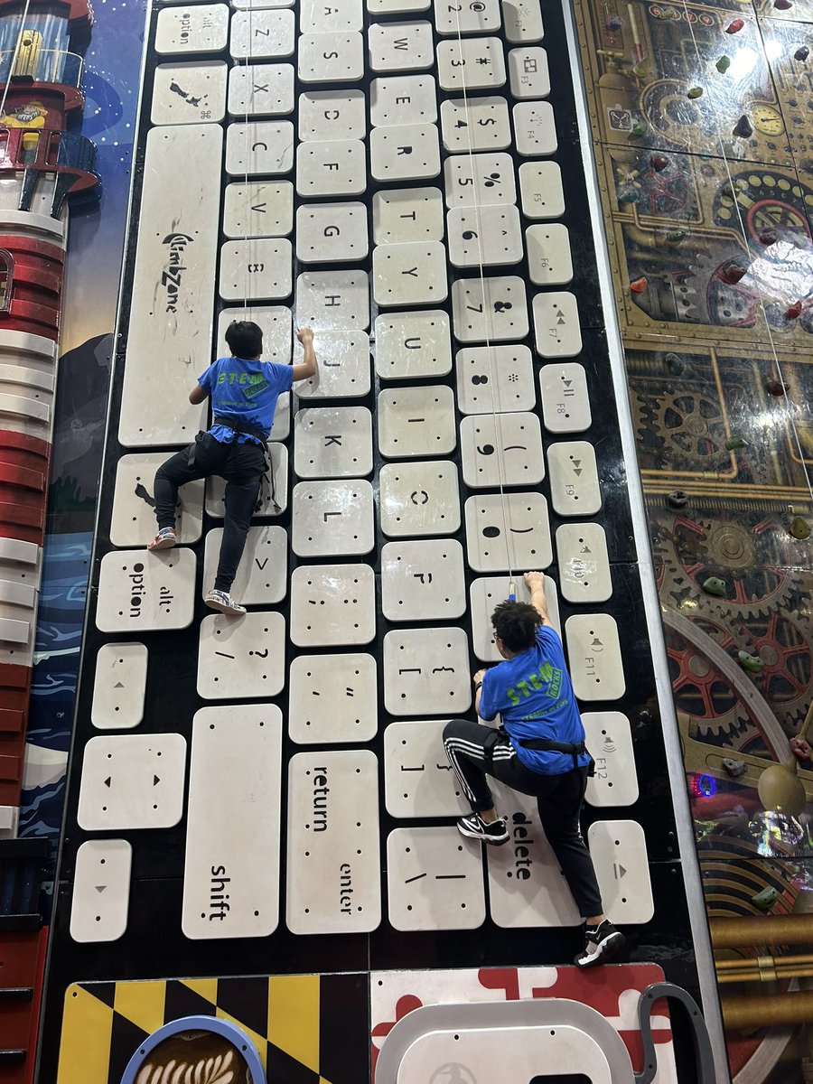 Old Mill Middle South tweet media