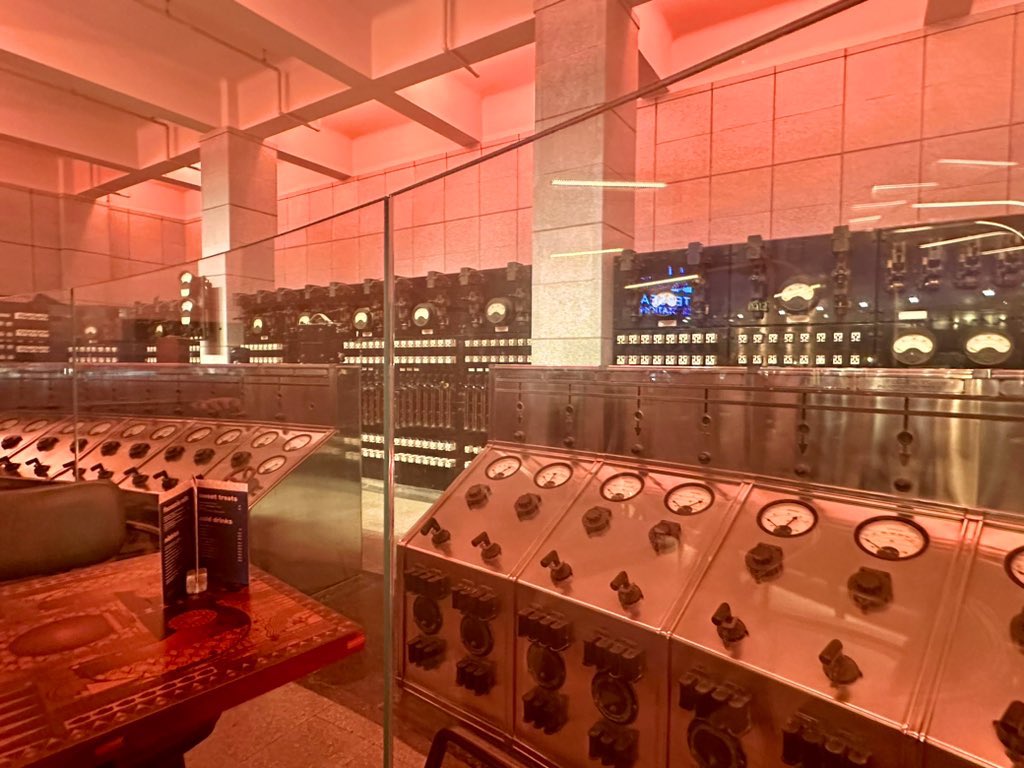 Luisa_Sherlock's tweet photo. After-work drinks @BatterseaPwrStn #controlroomb https://t.co/fi3MxJaEZv