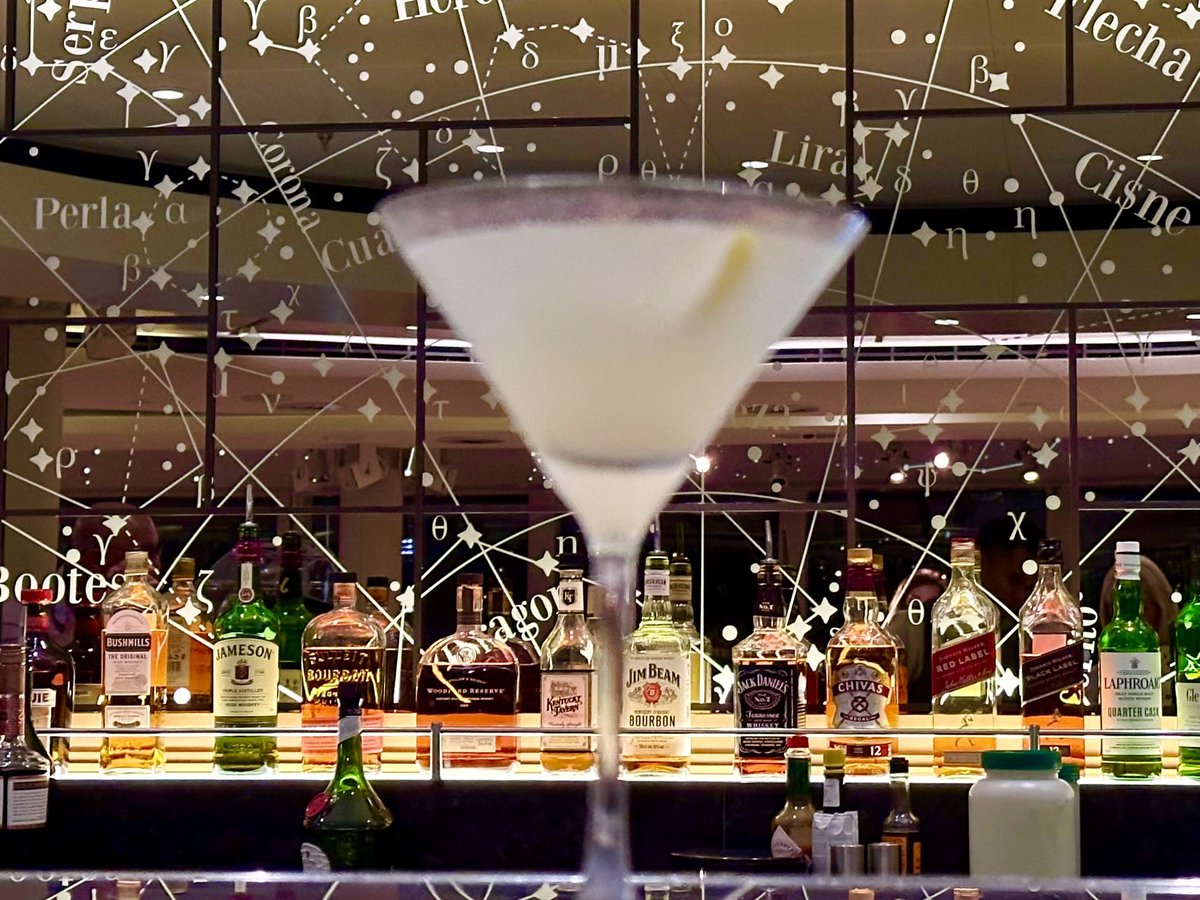 WeLoveVikingUK's tweet photo. Enjoying pre dinner drinks in the Living Room on board the Viking Star & great fun in the Restaurant with our fantastic servers Oxy, Febby, Moh and Edison followed by a White Lady in the Explorers Lounge perfect 🍸
#backonboard
#HawaianIslandsSojourn
#myvikingstory #Vikingstar https://t.co/mQbmlMP1SF
