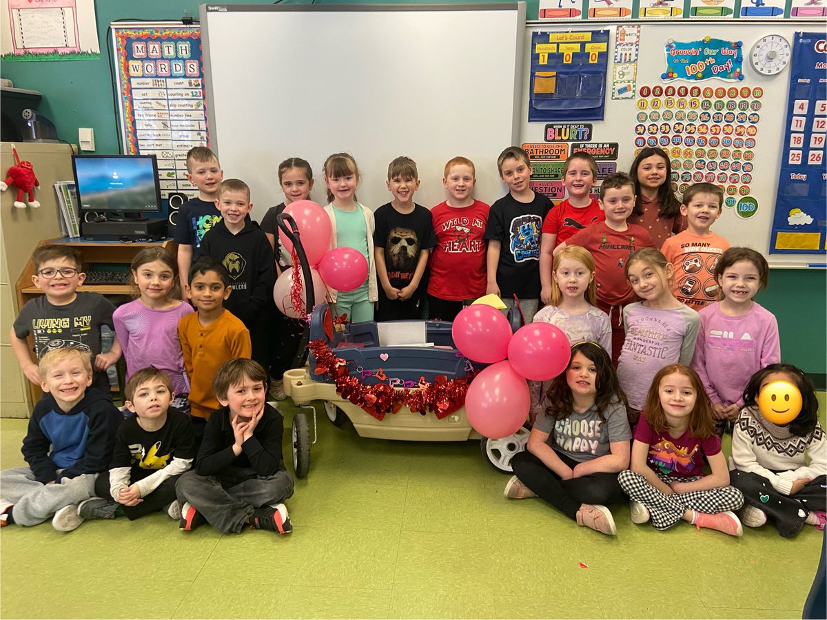 Our kickoff to Kindness Week <a href="/holyfamilyscho2/">holyfamilyschool</a> with the Kindness Wagon! ❤️