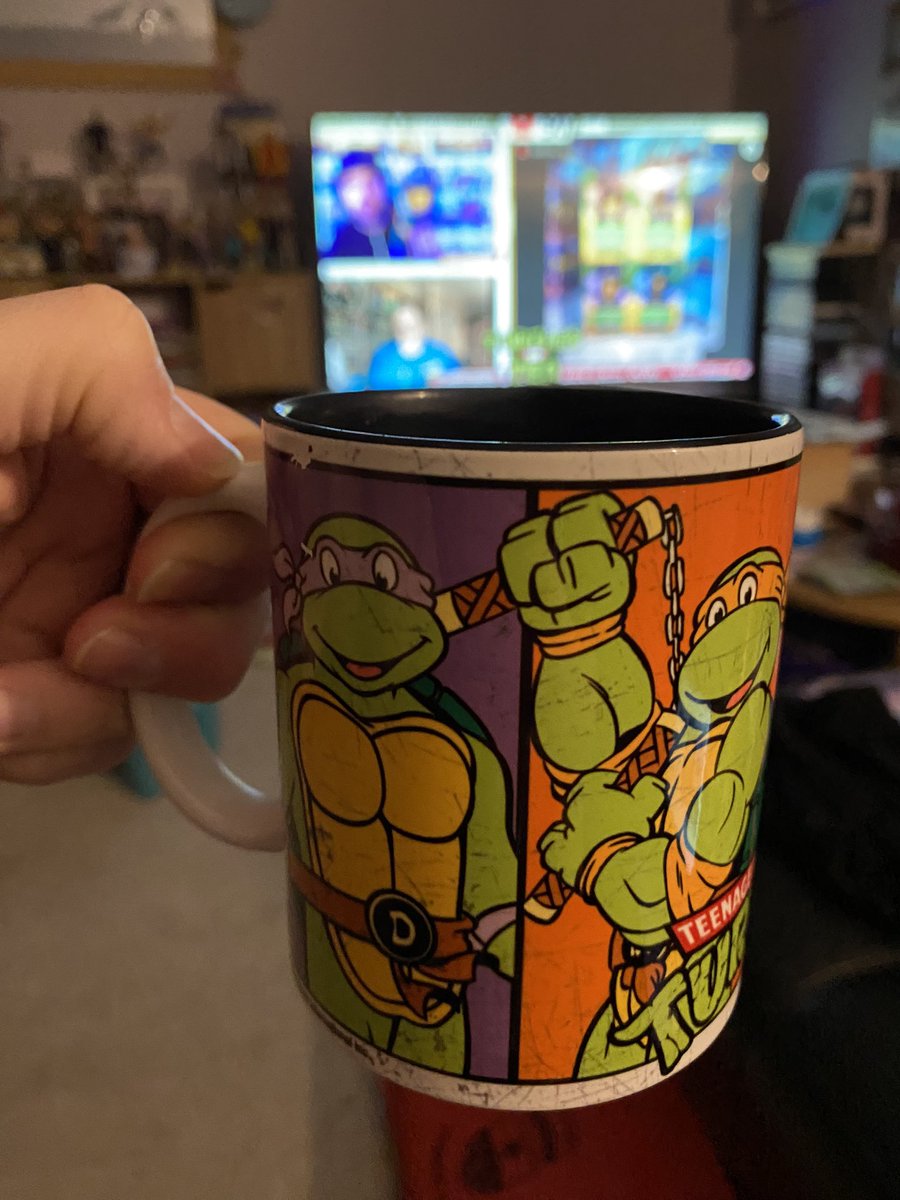 Iamzodkneel's tweet photo. Can’t watch #TurtlesandTea with @DanWhoReviews and @Superturk5000 without a good cuppa tea 😆 🐢 🐢🐢🐢 #TurtlePower … https://t.co/olPYHbMTbc