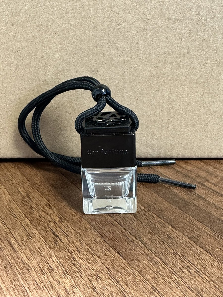 StevenKelly82's tweet image. I’m excited to start testing these out with my scents 😁 #CarDiffuser #CarAirFreshener #LordKellysSmellies
