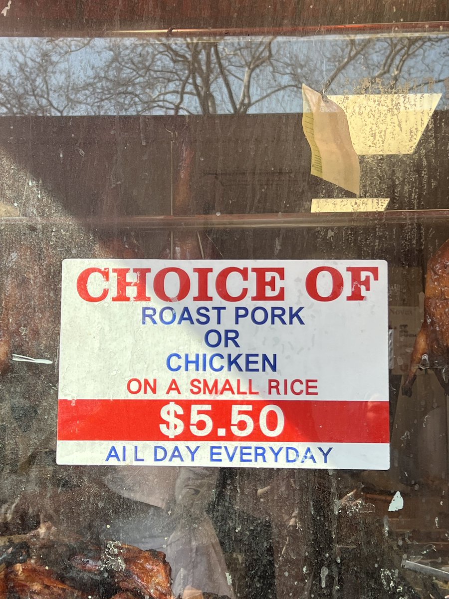 stephmui's tweet image. Founder life hack: instead of eating instant ramen everyday to save money, you should live near Chinatown and get amazing meals like this 🤤