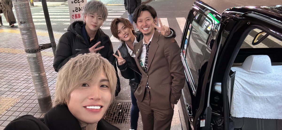 スマッパグループの会長最高！！！！！
スマッパグループも最高！！！！

おれはもっと最高だよ！指名くれ笑