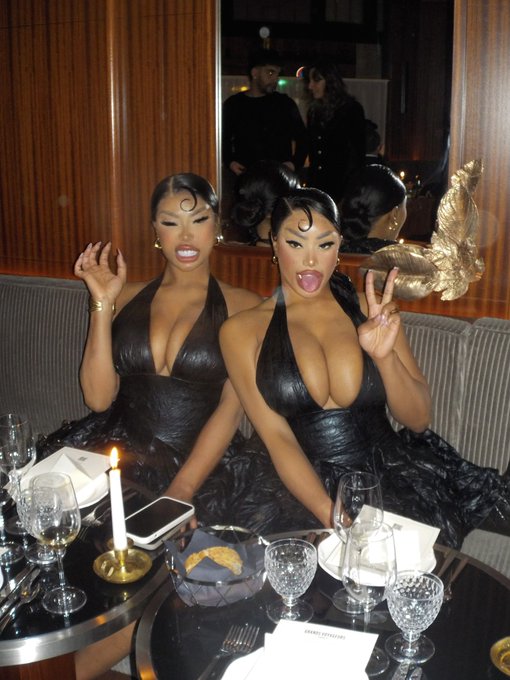 In Paris🥂 https://t.co/EVTovK0Jem