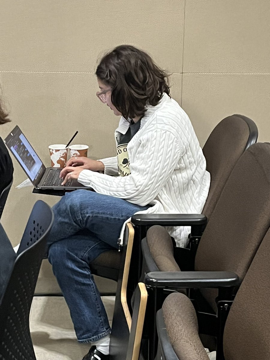 Suzanne Lysak tweet media