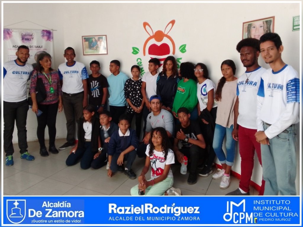 Imcguatirezamo's tweet photo. 27/Febr/24: El IMC Pedro Muñoz de la Alcaldía de Zamora realizó una Ruta Patrimonial junto a la Casa Integral Abierta 'Colmena de la Vida', con el fin de de conocer a jóvenes y adultos la historia, personajes, geografía y anécdotas de Guatire y el municipio en general. https://t.co/FyTgunoCnF