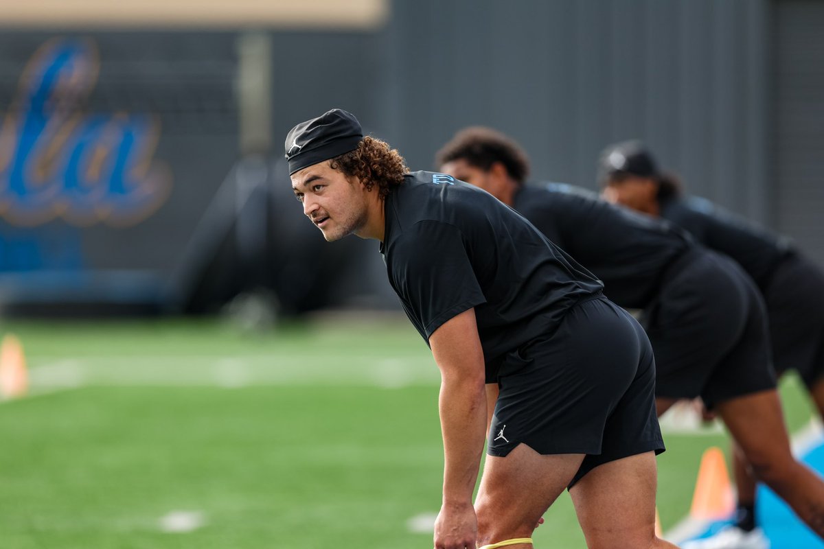 UCLAFootball's tweet image. Daily deposits! #DoMore