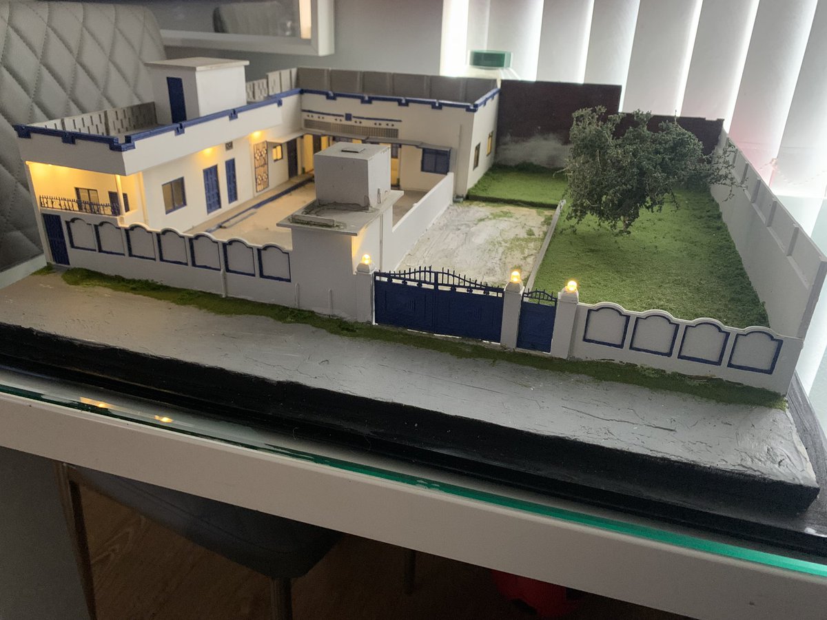 I combined the trip to the #SBSEvent2024 with dropping a model off to a client the next day. Still on a buzz from the whole day 

An unusual model, but a recreation of a traditional family home in Kashmir #SBSWinnersHour