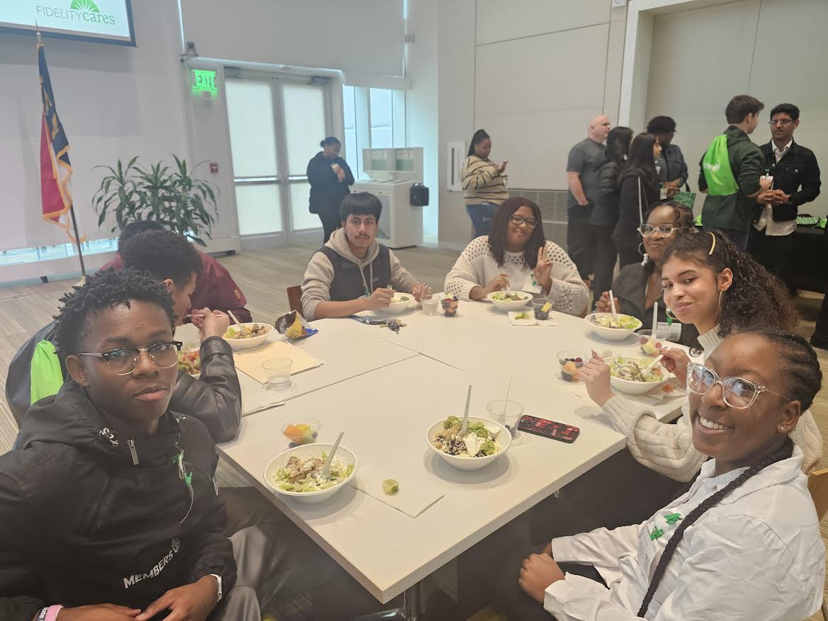 MCHSDurhamTech's tweet image. Career Shadowing Day @Fidelity for 30 of our juniors. #FidelityCaresNC