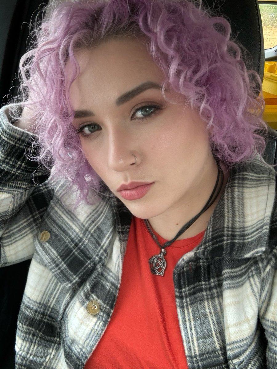 SingingTech's tweet image. Reached “full PNW” status as I now finally own a flannel jacket 😂 

Anyways here’s my face and also make sure to check out our Copilot for Microsoft 365 Tech Accelerator tomorrow- I’ll bring the coffee and the text color will match my hair ☕️. #CommunityManager #seattle…