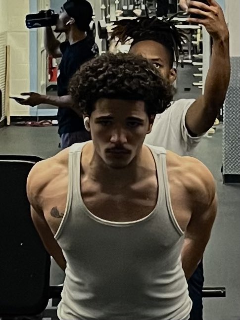 Jaymo910 tweet media