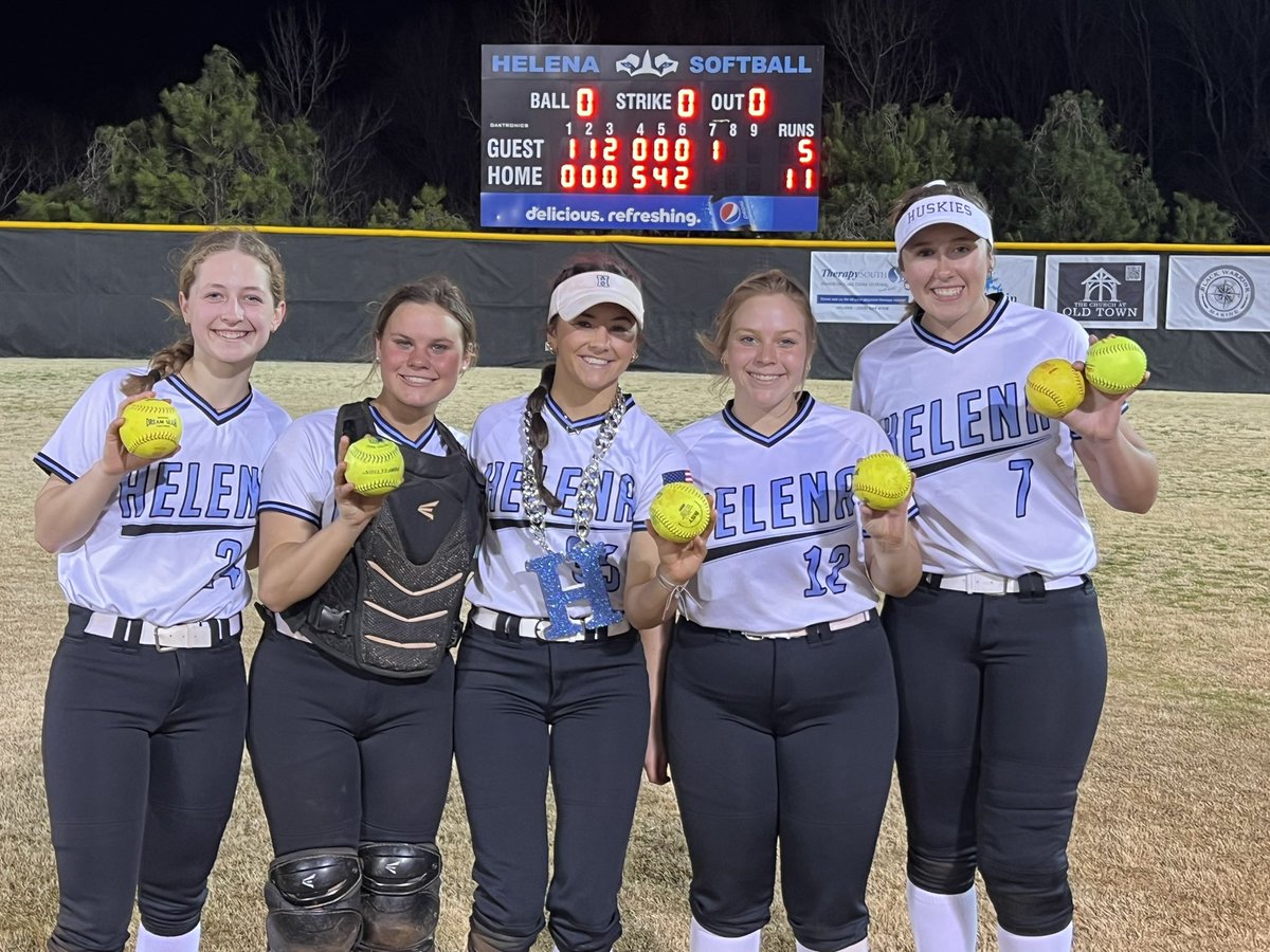 Helena High Softball tweet media