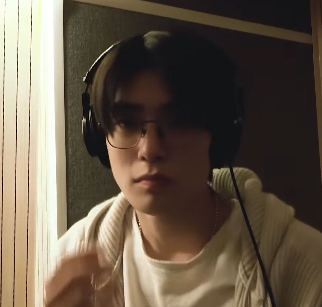jaehyun pics tweet media