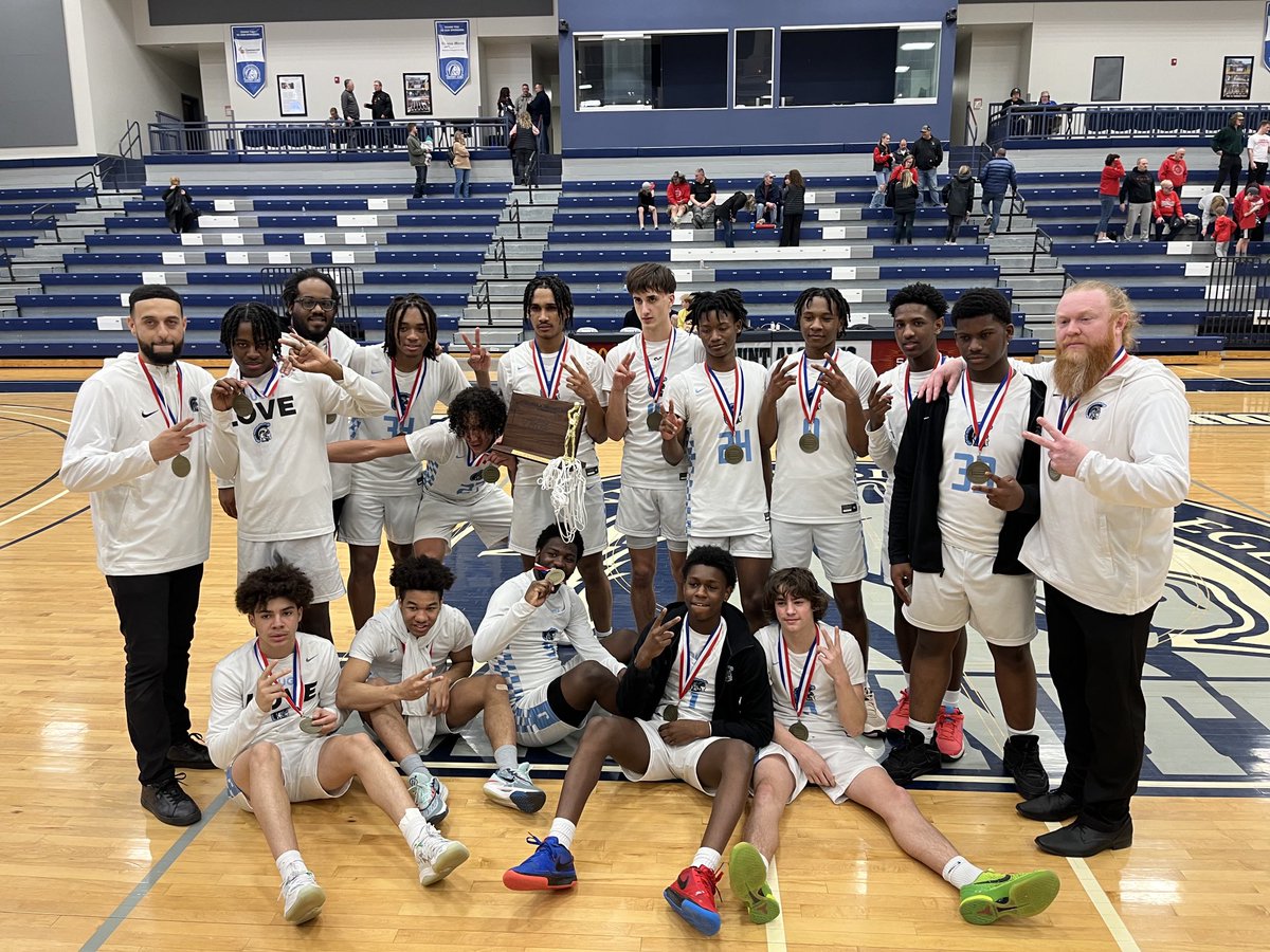 masty81's tweet image. Back to back District 6 champs ⁦@GJSDAthletics⁩ ⁦@trojanshoops⁩