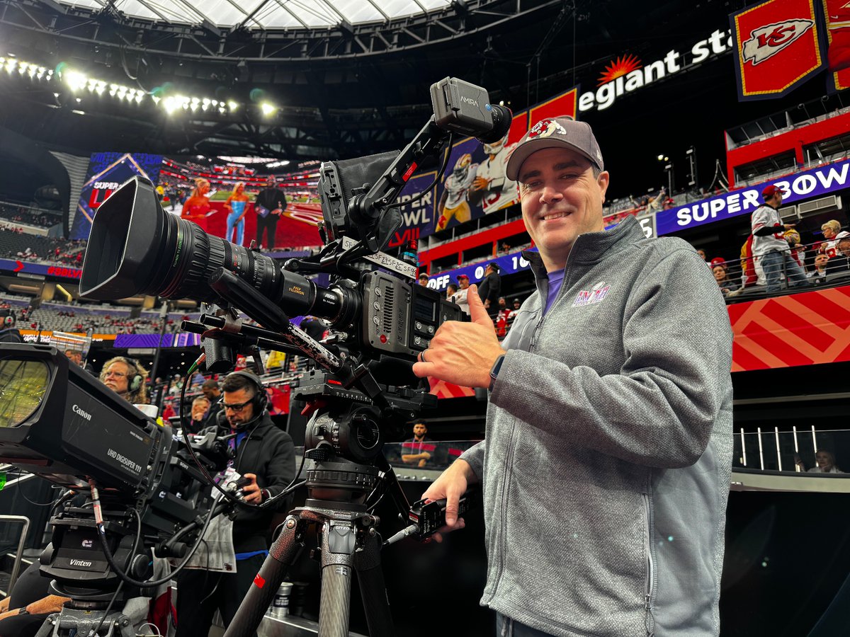 Hi! I’m a sports cinematographer based in California:

I am looking to shoot:

Documentaries (shorts/features)
Flag football projects
American football projects
2028 Olympics 😎

Cameras: Arri Amira &amp; Alexa 35

Feel free to email me… dom@domthedp.com