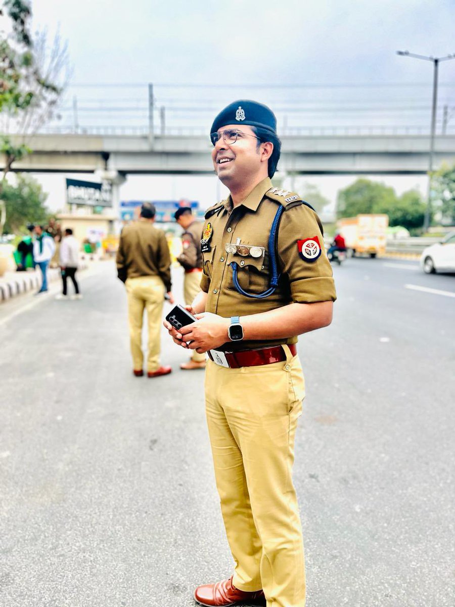 ACP RAJNEESH , LUCKNOW 🇮🇳🇮🇳 tweet media