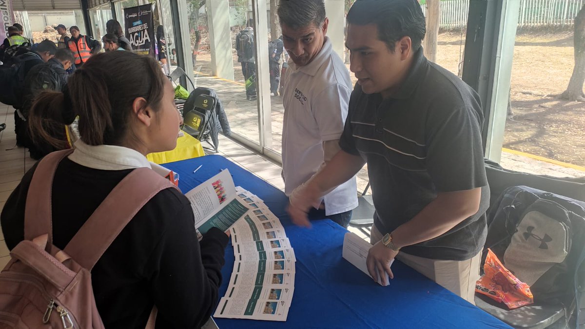 ConalepBQA's tweet photo. En una iniciativa por mejorar la mentalidad positiva en la Comunidad del Plantel se dio por concluida la Semana de Salud impartida por el Instituto Mexiquense de la Juventud.
@Conalep_Edomex
#ApasionadamenteCONALEP
#ElPoderDeServir 
#25añosApasionadamente https://t.co/P4eN4XrRsg