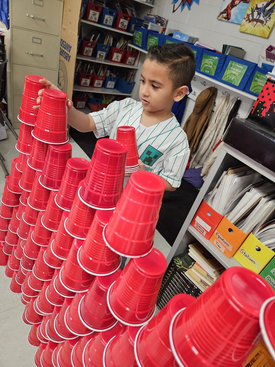 In First Grade we celebrate 120 Days of school, 'cause we're big kids now! So of course we had to make 120 Towers! 🎉  #PatriotPrideComesFromInside #TeamSISD #FirstGrade
