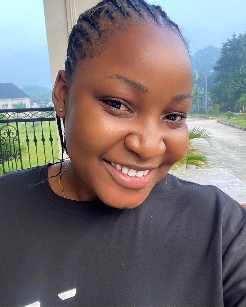 official_Jbliz's tweet photo. @BonnySovereign Definitely this 🥰🥰…..
Team natural 😁 https://t.co/w3JArKjiRB