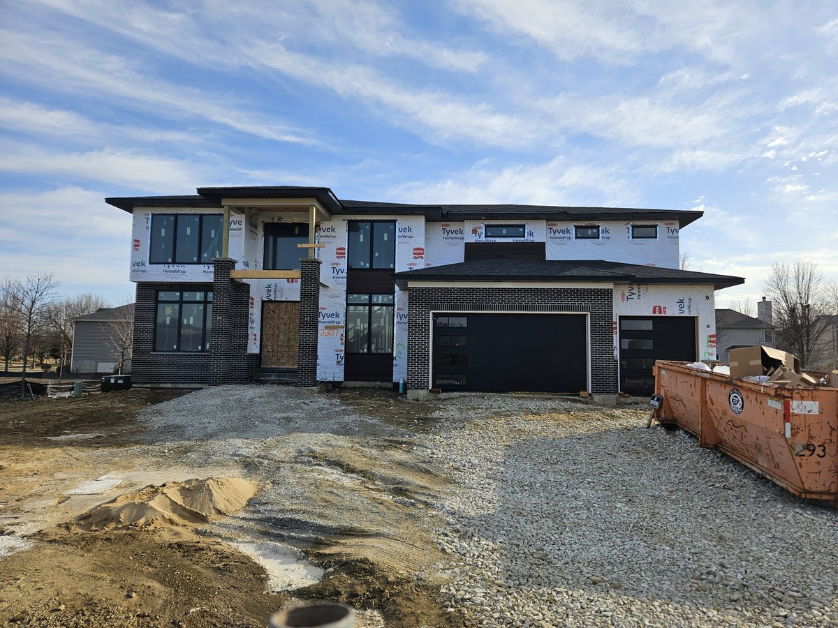 #Frontfacade being installed on one of our #newhomebuilds. Our #modelhome is open from 11 am - 5 pm at 4012 Alfalfa Ln #Naperville #newhome #newhomedesign #newhomebuilder #newhomeconstruction #homebuilder #homeconstruction #customhome #customhomebuilder #customhomebuild