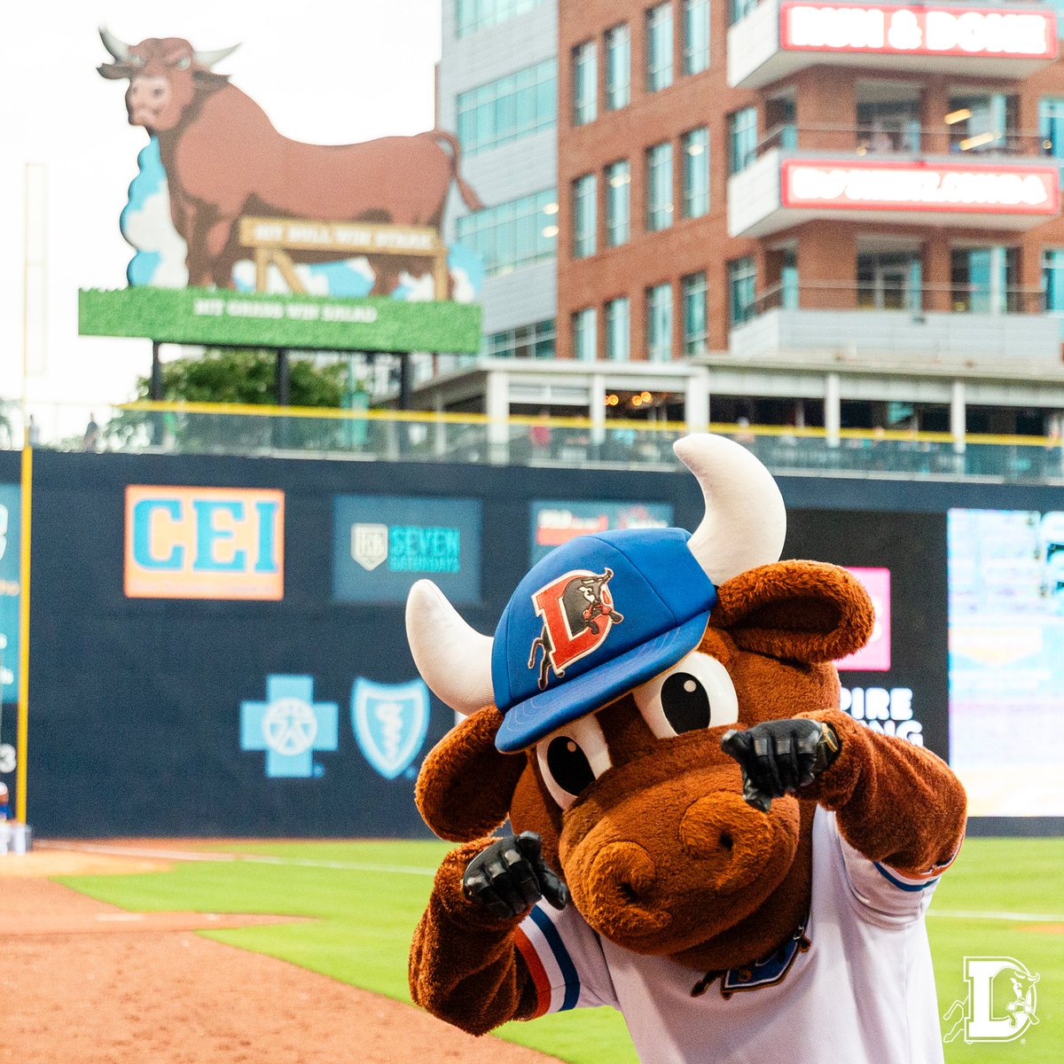 Just 5 more weeks, y'all

or 35 days
or 840 hours
or 50,400 minutes
or 3,024,00 seconds

(not that we're counting or anything...)