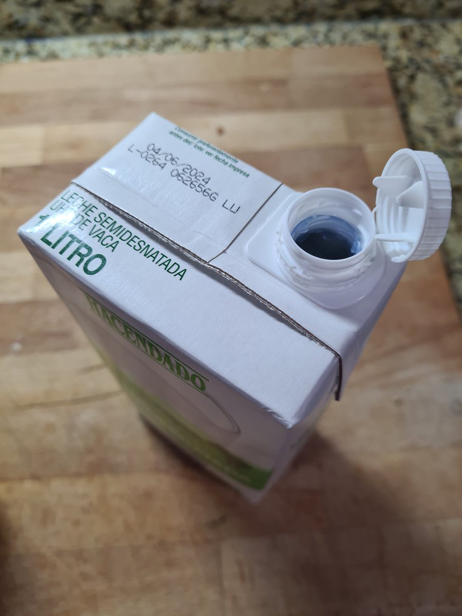 Os voy a decir una cosa, adio los taponcicos pegaos, me caen mal!