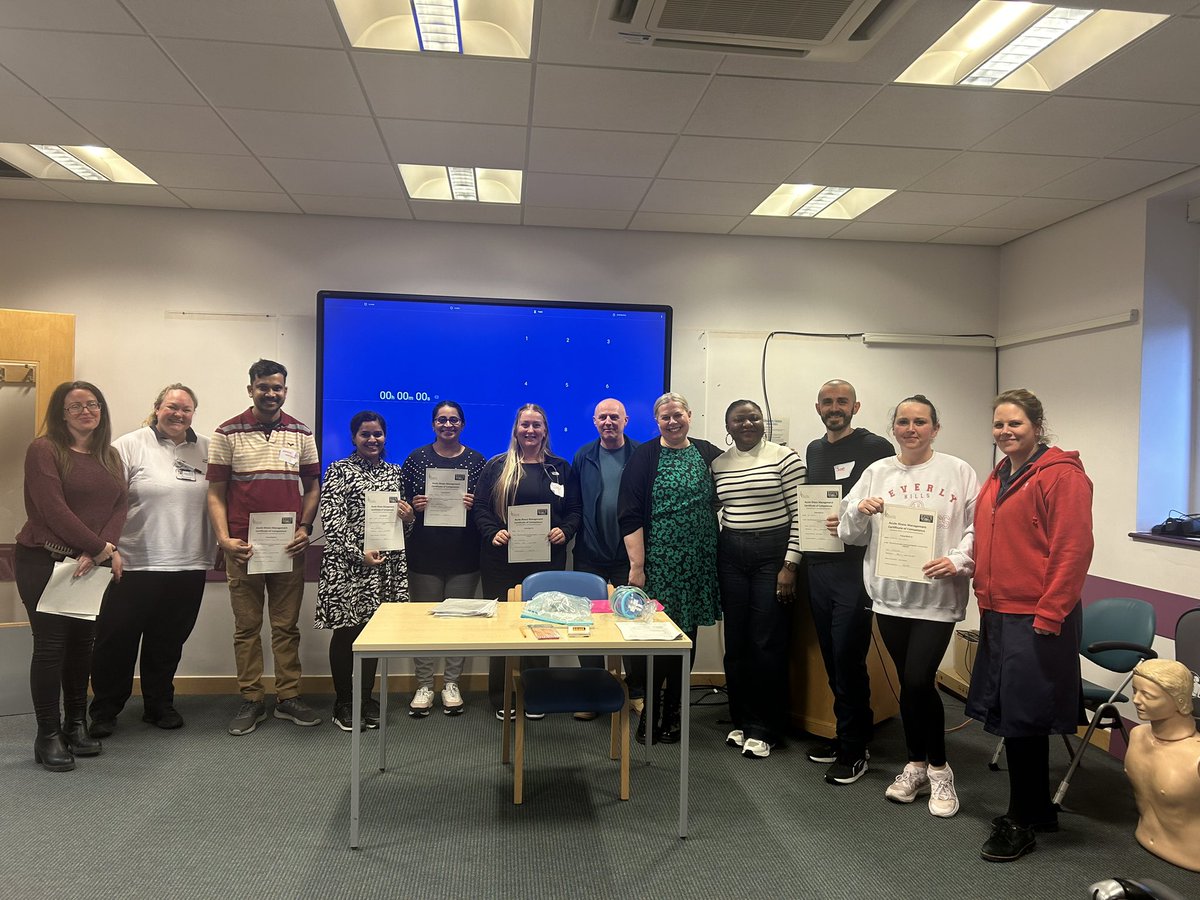 Very lucky to have our Acute Illness Management course opened by @MehraRanj today. Great day sharing knowledge on recognising the signs of deterioration and strategies to manage our patients safely and effectively. Well done everyone 👏 @woods_rn @DawlingSuzanne @lurowlands