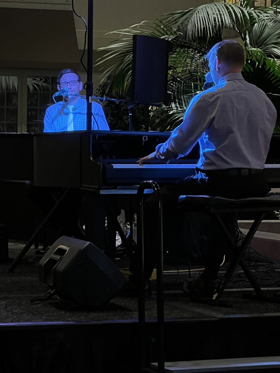 A beautiful Winter Gala thanks to our Lancaster Chapter. 

Dueling Pianos, door prizes and a delicious dinner for about 300 attendees. #PMTAProud🚚