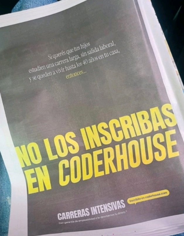 JMGhidini's tweet image. Desde cuando las carreras largas no tienen salida laboral?😳
Y desde cuando hay una edad para vivir o no en la casa de los padres?
#CoderHouse