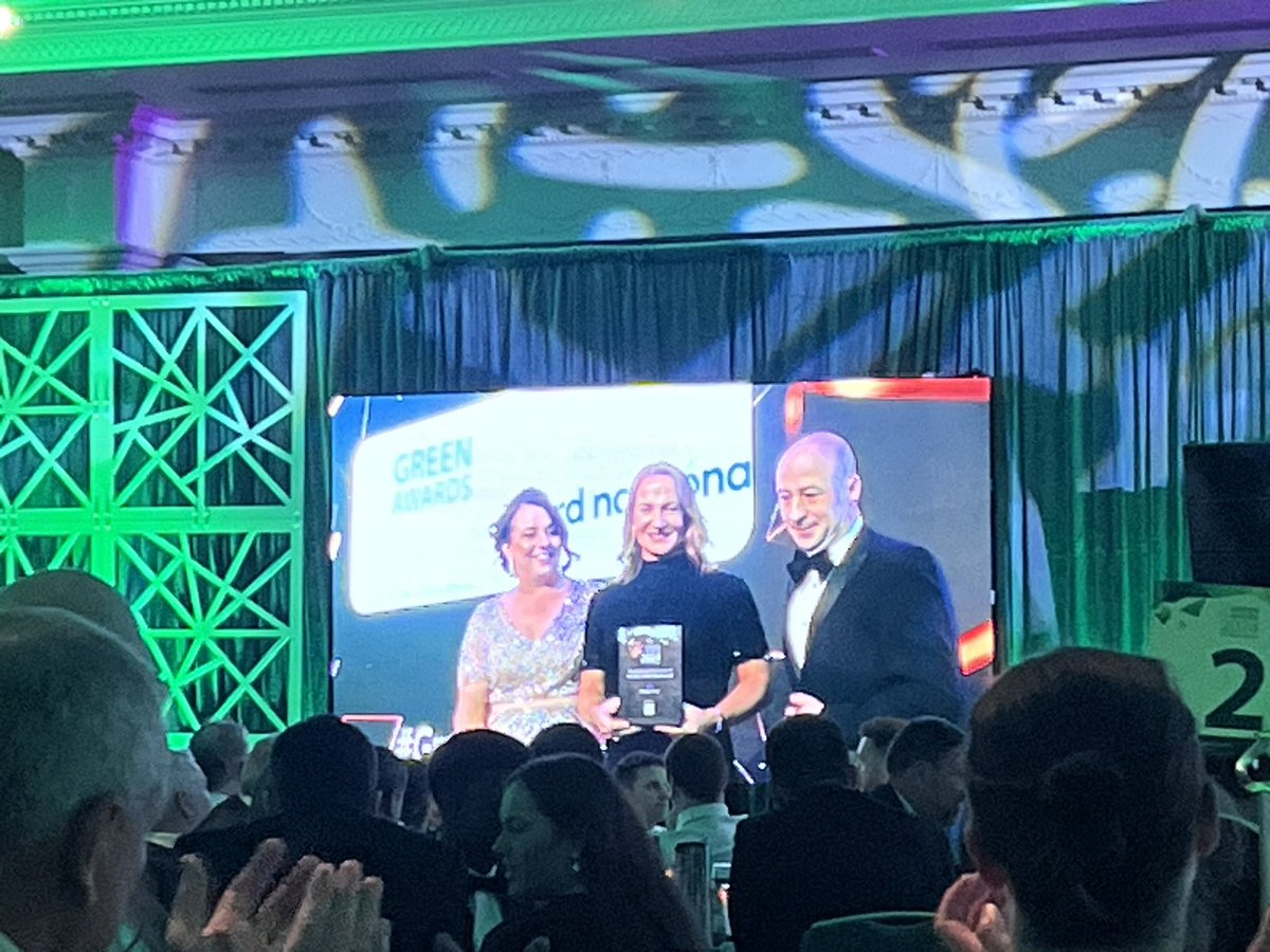 orlaithblaney's tweet photo. Congratulations @Postvox on your Award at #GreenAwardsIRL and thrilled for @BellesFitz in her fab glittery gown from @EnergiaEnergy 👏🏻👏🏻👏🏻👏🏻 who also won. https://t.co/722Wg3k07j