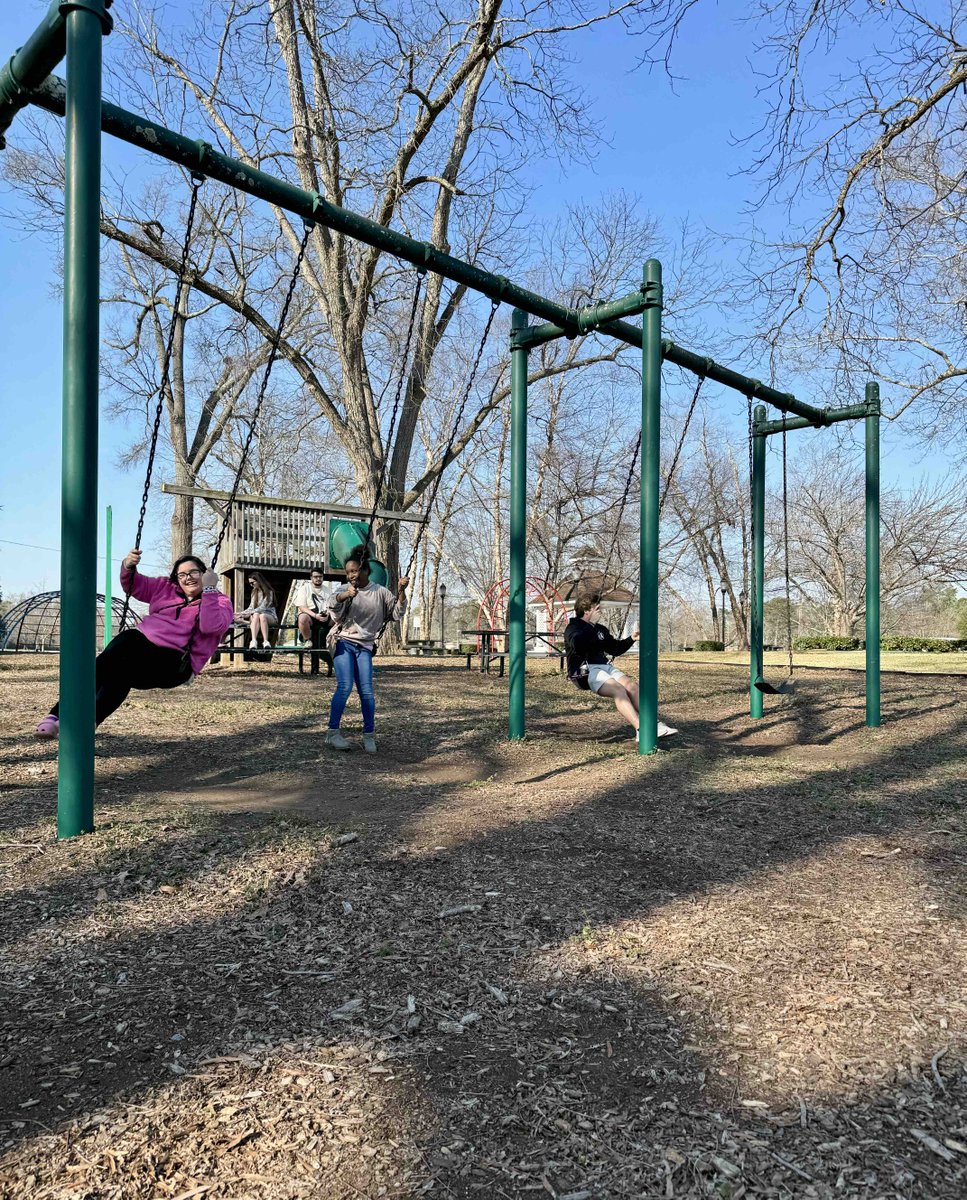 ConnieMaxwellCM's tweet photo. Happiness is… the sound of kids laughing and swinging high in the sunshine! ☀️

#ForTheDreamsOfChildren #ConnieMaxwell https://t.co/496BecBKsD