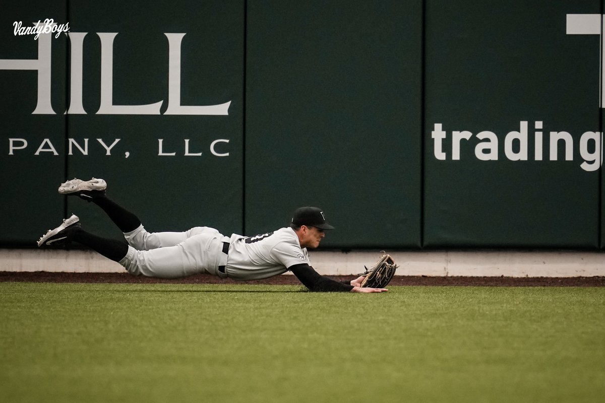 VandyBoys's tweet photo. #SCTop10 ⚓️⬇️📸 https://t.co/dQ27KcF65Z