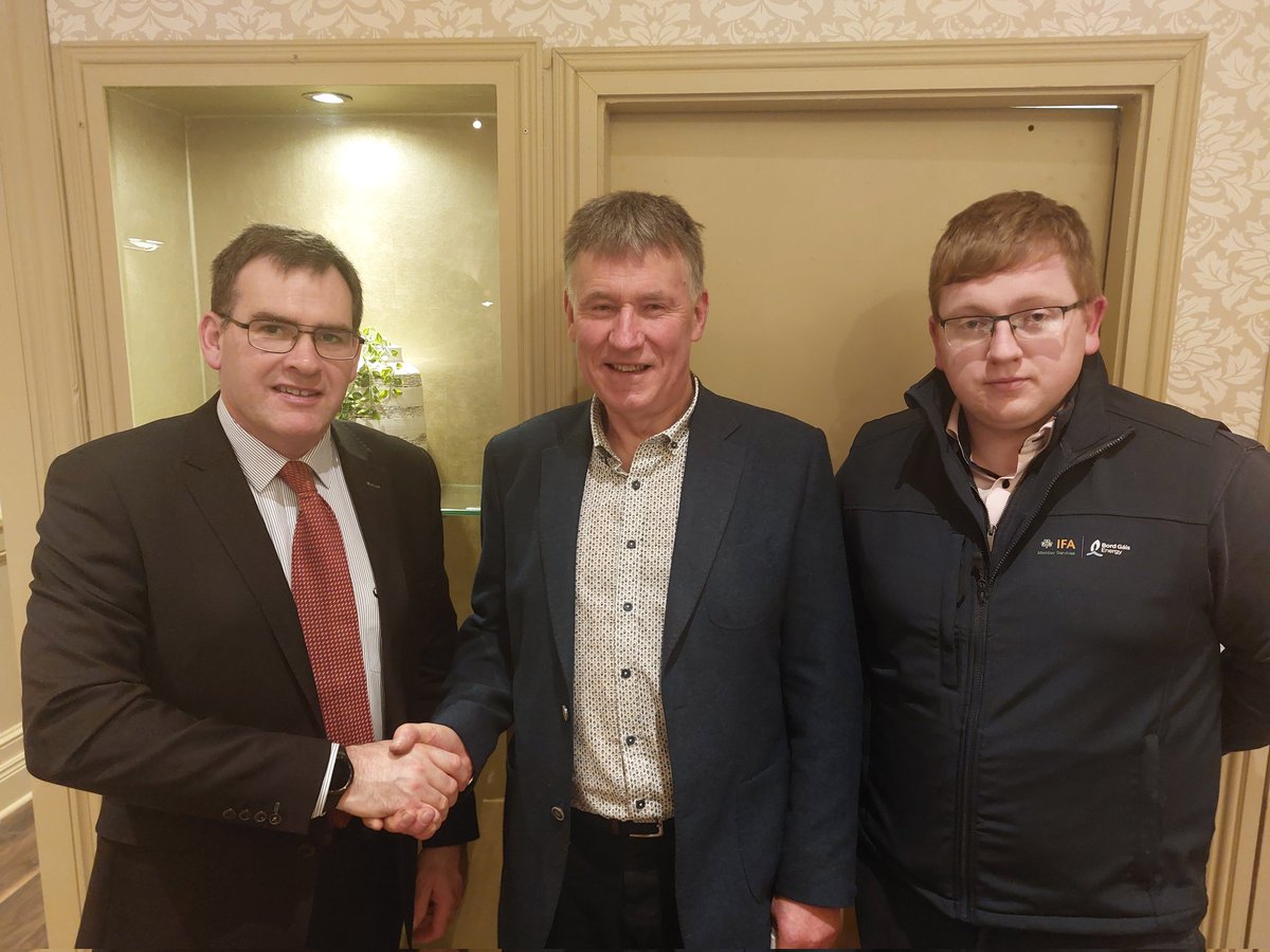 New Carlow @IFAmedia Chair Michael Purcell (centre) took over from John Nolan at the Carlow IFA AGM held in @woodforddolmen. Also tonight saw Daniel McNally (right of pic) take over as Regional Executive for Carlow. @kclr96fm @CWnationalist