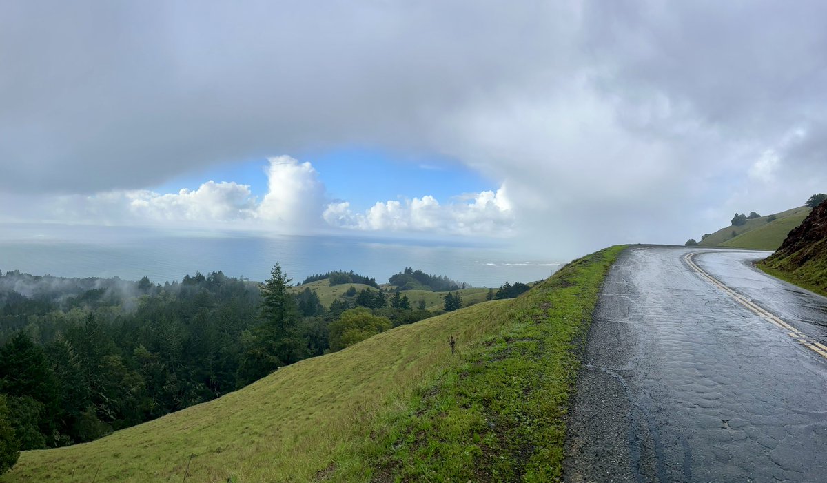 sfhellscape's tweet image. Break in the clouds
Marin County