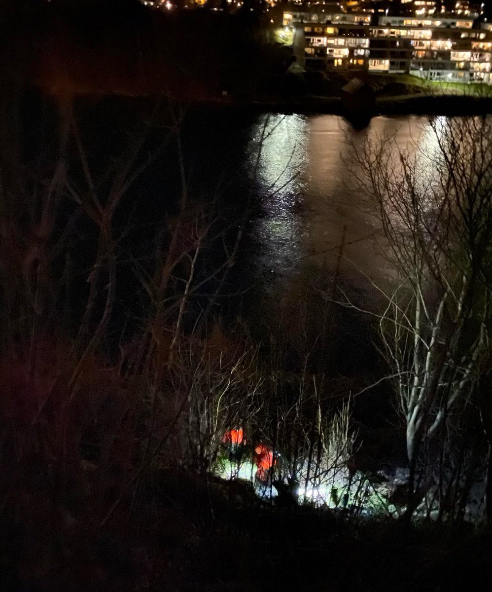 Vi har i dag hatt over 100 hjelpekorpsere i sving i fbm aksjonen i Ålesund. Desverre har ikke det blitt gjort noe funn og aksjonen fortsetter i morgen.