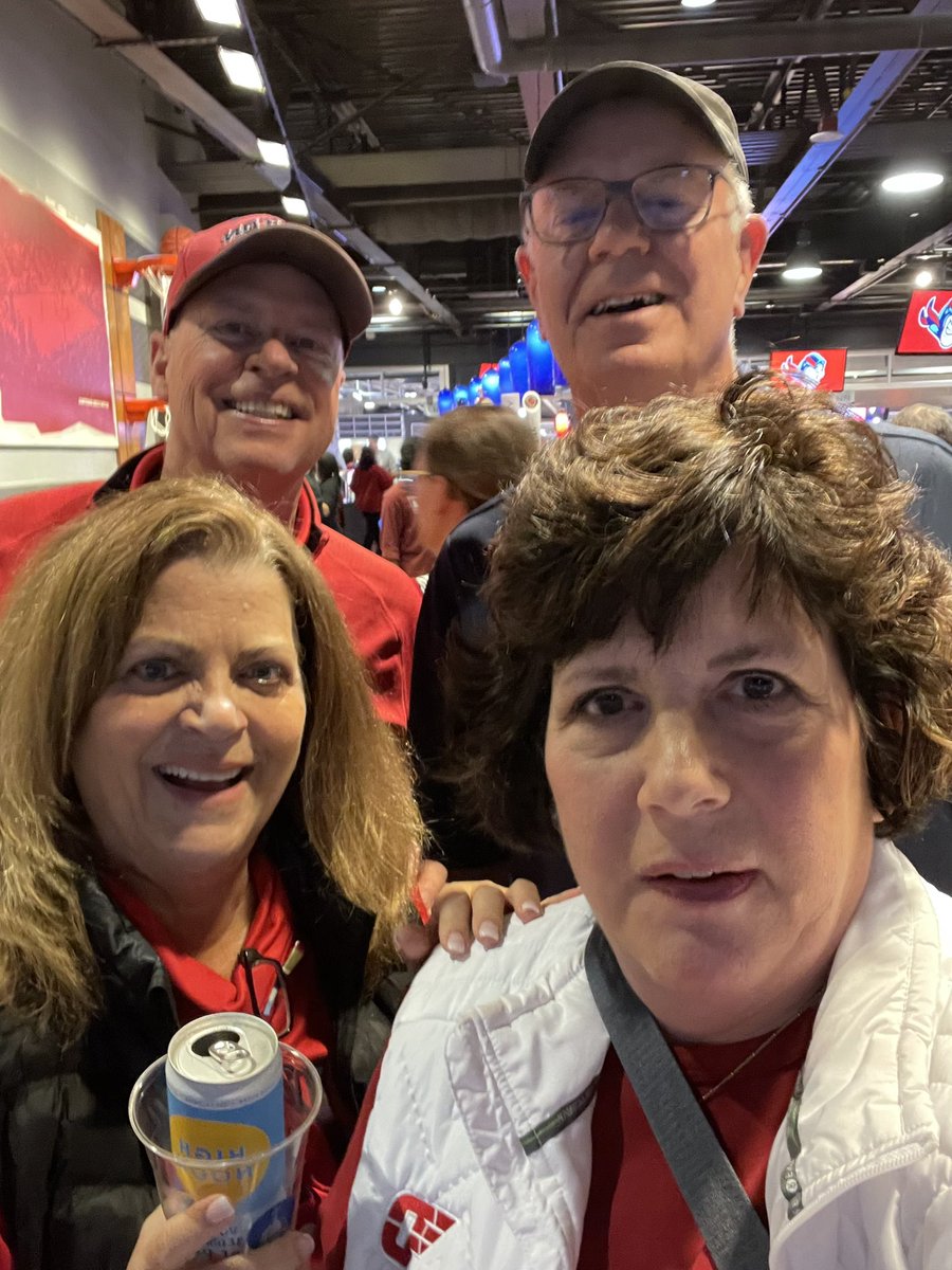 bigkra13's tweet photo. Go Flyers!!! https://t.co/TxZL44mJA9