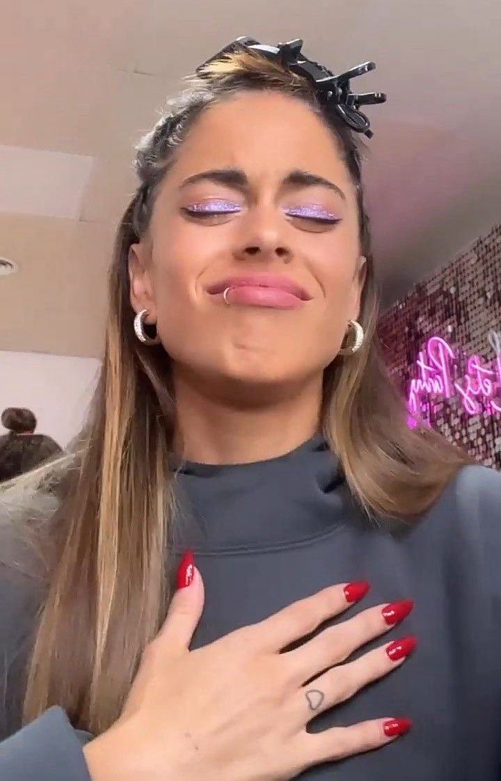 uffff mi cancioooon (yo con todas las baladas de tini)
