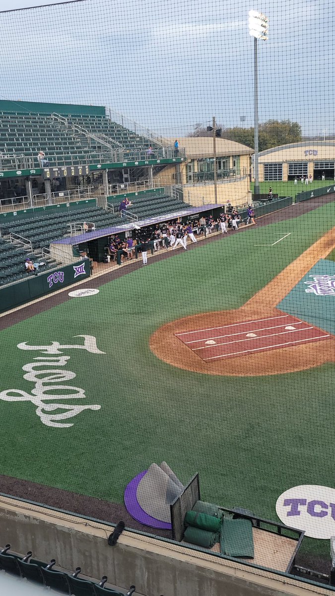 SidelineStory56's tweet image. One of the best teams in college baseball #5 @TCU_Baseball going up against @wsucougarbsb looking to bounce back from a tough loss to Texas State. #NCAABaseball #TurnTwoTuesday
