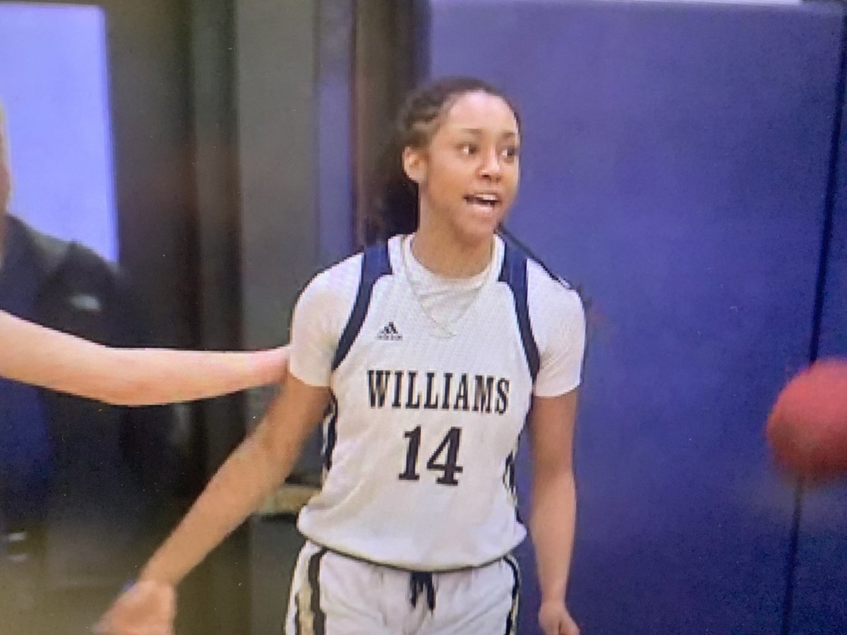 ButchStearns's tweet photo. Hey @goAWathletics &amp; @uadedhambball we’ve got highlights from your GM tonight on @boston25 at 6:50 &amp; 11:20PM. Great games for @_elianajackson &amp; @alana_hogan15 @GlobeSchools @ocktalks @KerryKavanaugh @Michael_Pitts25 @KevinBoston25 @SullyBoston25 https://t.co/6aYU3MSrPX