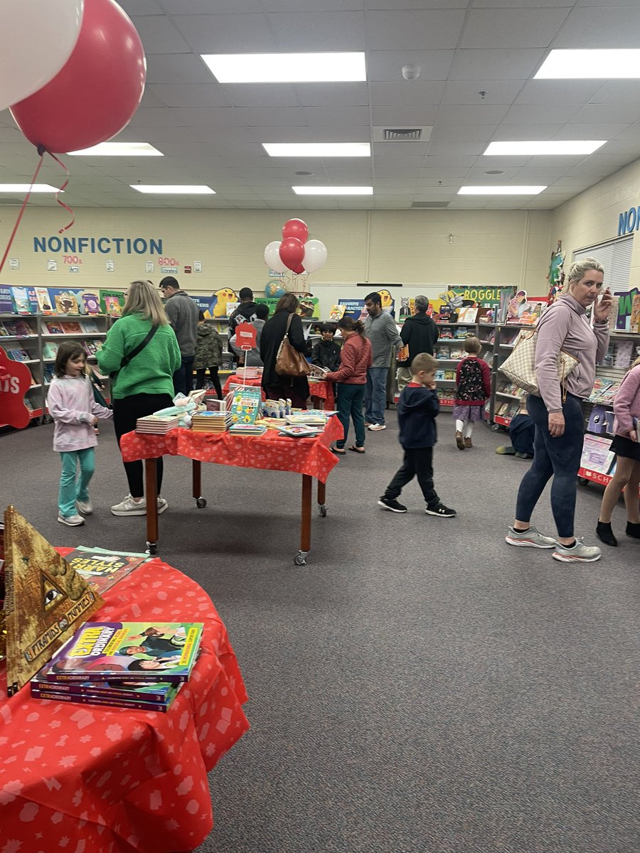 jimh704's tweet photo. Odell primary hosted a carnival themed literacy night with many literacy games for families to play! We also had our book fair open. It was such a great night! #unlockingthemagic @WROdellPrimary https://t.co/2epxJvHZOm