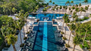 Suiteness's tweet photo. Get ready to redefine your travel dreams with Suiteness! 🚀 We're your passport to exclusive luxury, and we're thrilled to unveil the allure of top destinations like the breathtaking Conrad Tulum.

#Suiteness_ #hiltonhotels #conradtulum #tulum #tulummexico #beachlife #luxurylife https://t.co/pkHregNNJ8