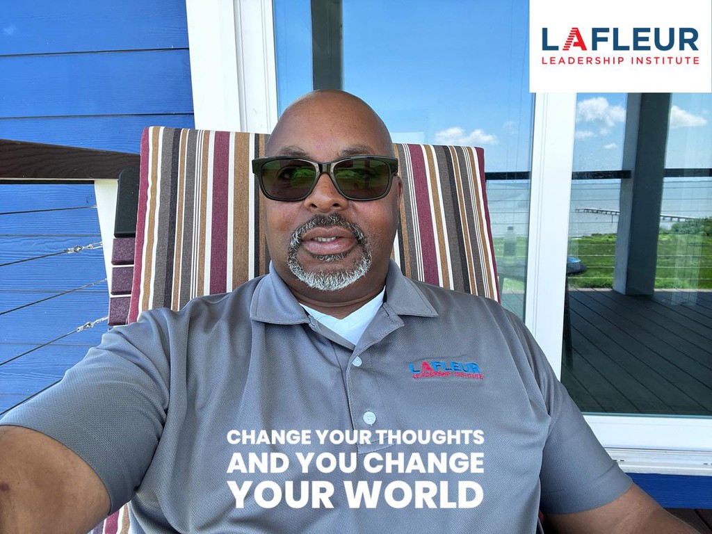 In this episode, co-host Tywauna Wilson sits down with Cedrick LaFleur, MT to discuss the various career opportunities for laboratorians, the importance of self advocacy, and leader development.

Listen here  👉 lttr.ai/APQlc

#Leaders #STEM #leadershiptidbits