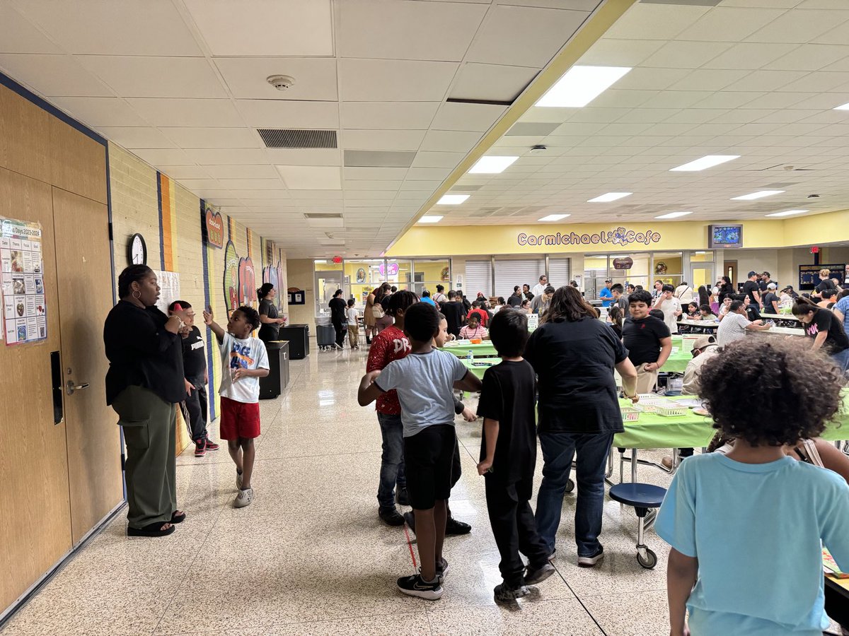 Monica Stogsdill (@monicastogsdill) on Twitter photo Science Night is a huge success! #MyAldine #CougarExcellence <a href="/SADubberke/">Scott Dubberke</a> <a href="/Carmichael_AISD/">Carmichael Cougars</a> Science Night is a huge success! #MyAldine #CougarExcellence <a href="/SADubberke/">Scott Dubberke</a> <a href="/Carmichael_AISD/">Carmichael Cougars</a>