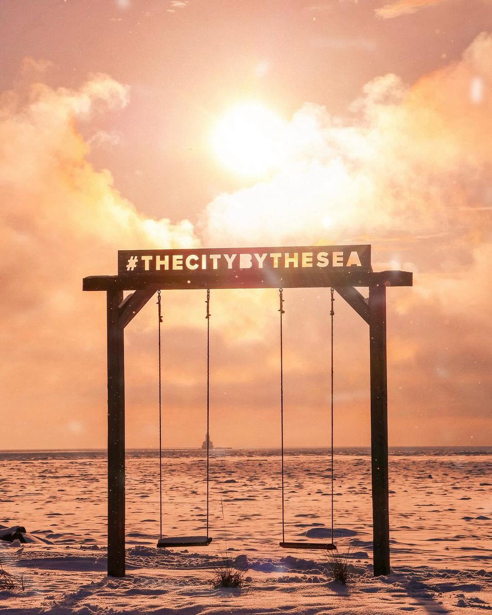 Absolutely enchanted by the city by the sea 🧡 ✨ 

📍 Summerside
📷 PEI Camera Roll