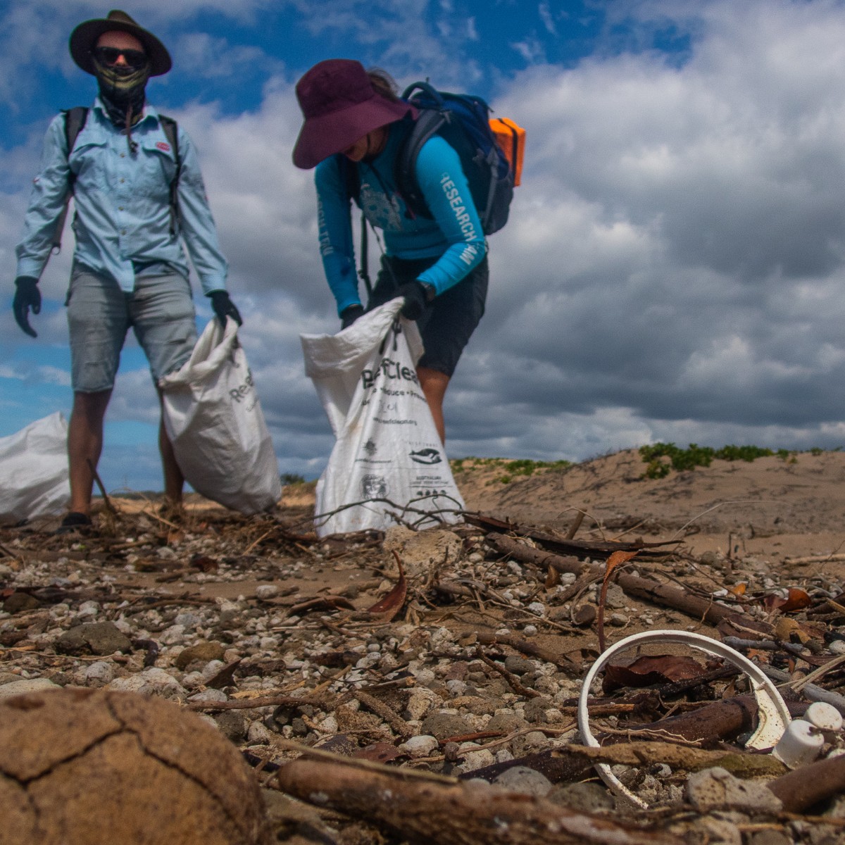 . @TangaroaBlue is receiving $3.5m to support #marinedebris removal & prevention activities across the #GreatBarrierReef. Funding will help continued delivery of the #ReefClean program. Learn more or to get involved: brnw.ch/21wHnSz🐠 🪸#ReefTrust 📷 Tangaroa Blue