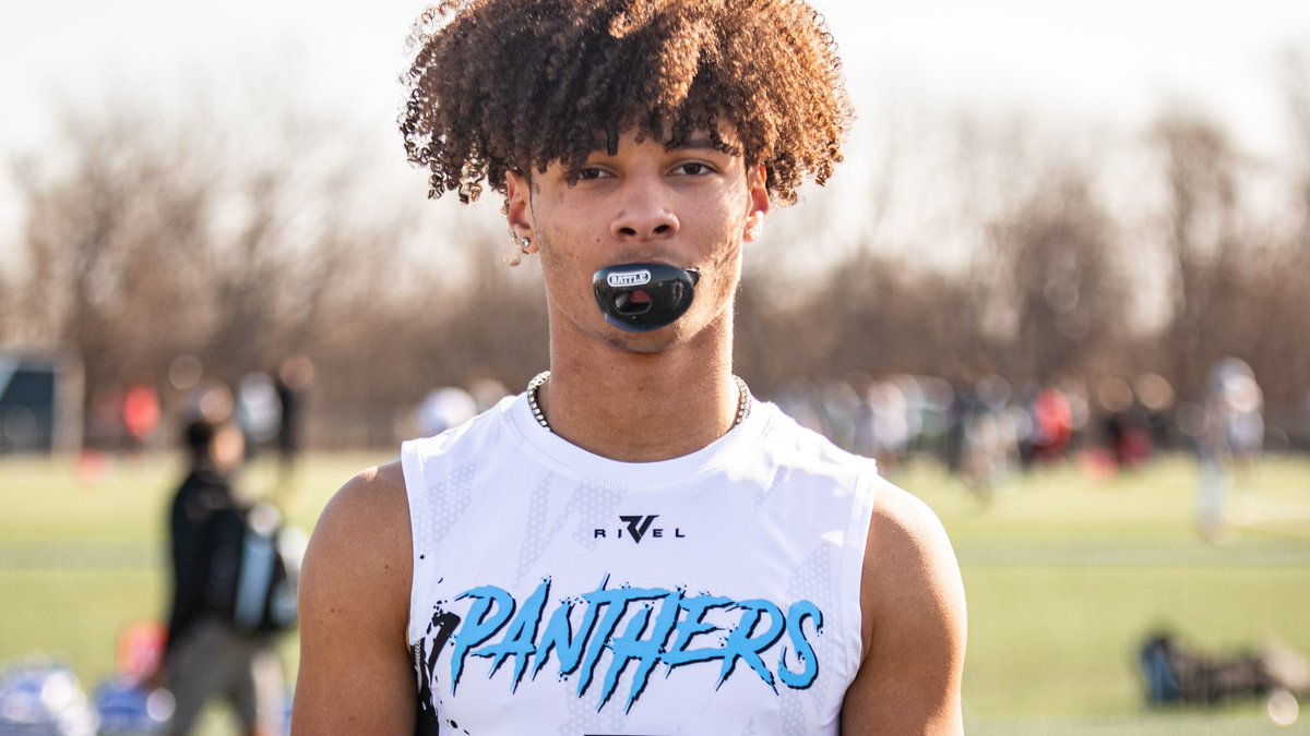 EVENT COVERAGE | Several young talented WRs impress in 18U bracket at MoKan7v7 Showcase (2026-27) 💯Several young WR prospects impress at @MoKan7v7 event 📍Springfield (MO) ✍️STORY▶️ sixstarfootball.com/article/event-… @BethelTahkari @MatthewBoylen @RyderCampbell26 @Tychristopher07