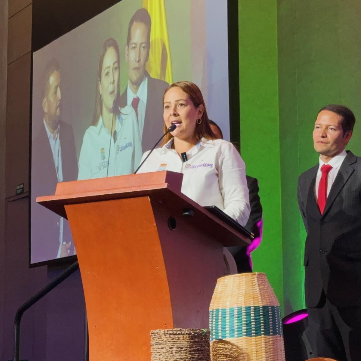 karolmartinez tweet media