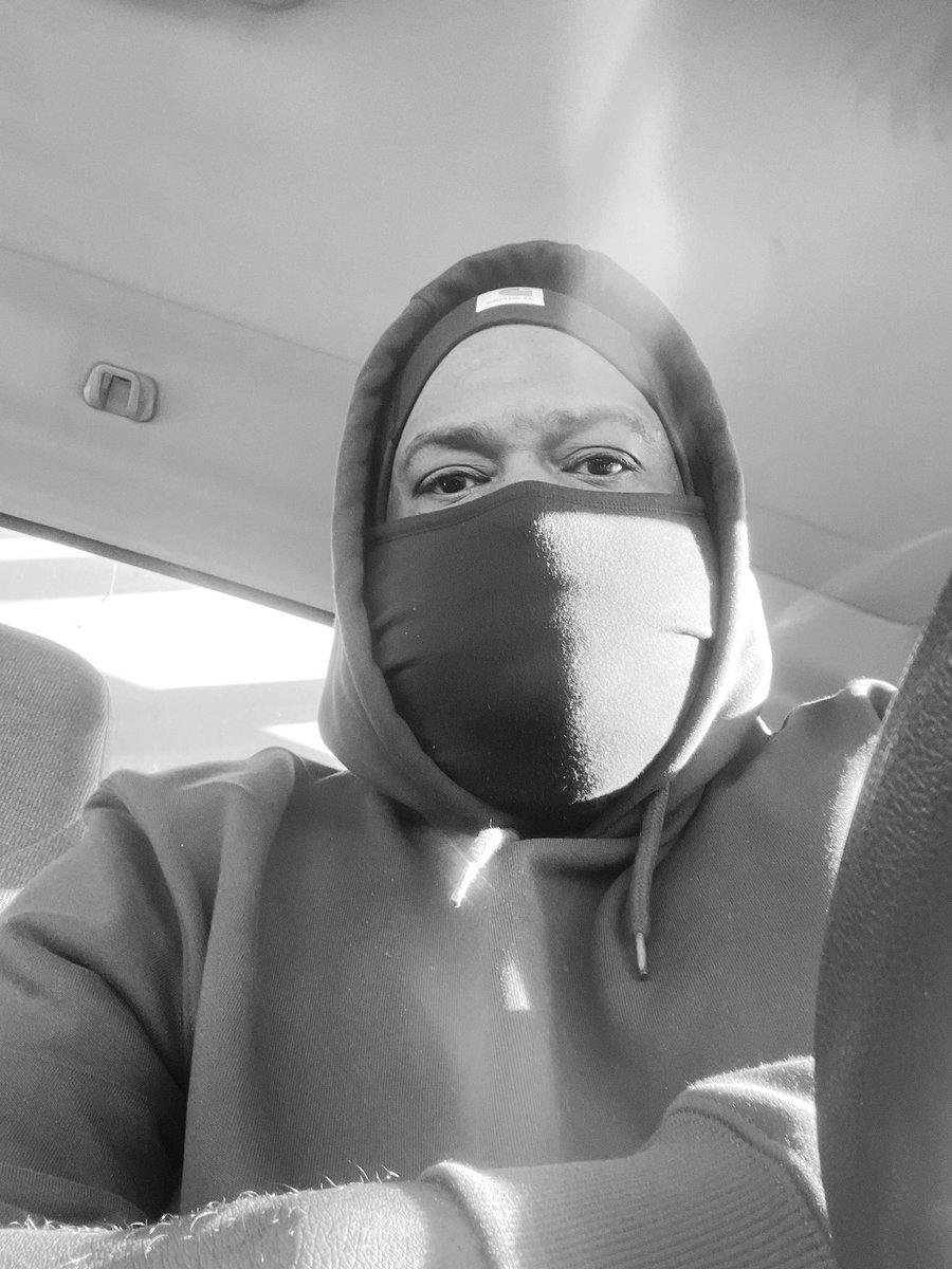 Payso4EverHard's tweet photo. Drop a pic of you that could be an album cover. https://t.co/TvNW9ywPVd