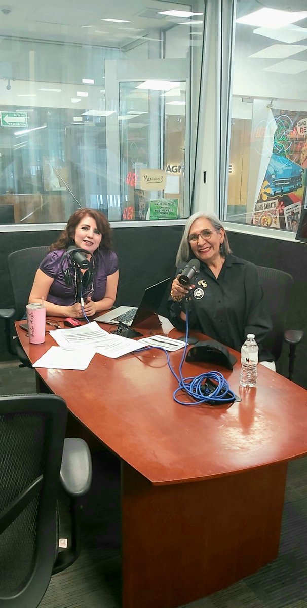 lamange1's tweet image. Agradezco a @OraliaAcostaG por la invitación a #LaPoderosa Un gusto compartir micrófono 🎙en tu noticiero Saludos @sergiovallep ✌️#BicycleMayorHermosillo ♀️ 🚲 Hablemos de #Movilidad